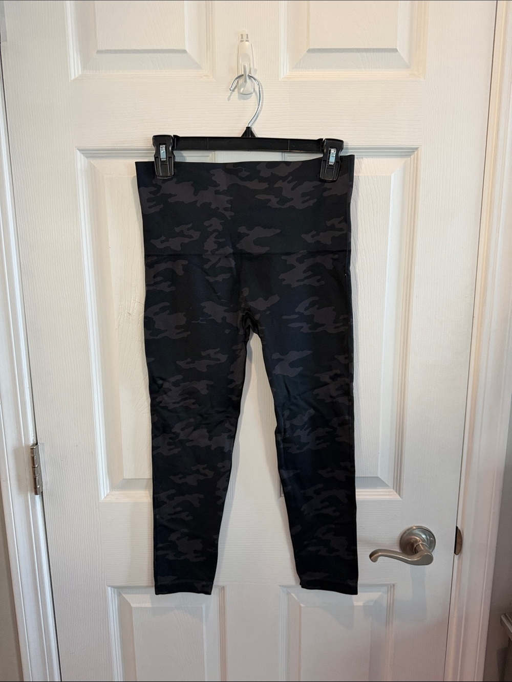 SPANX Black & Charcoal Camo High-Waist Leggings